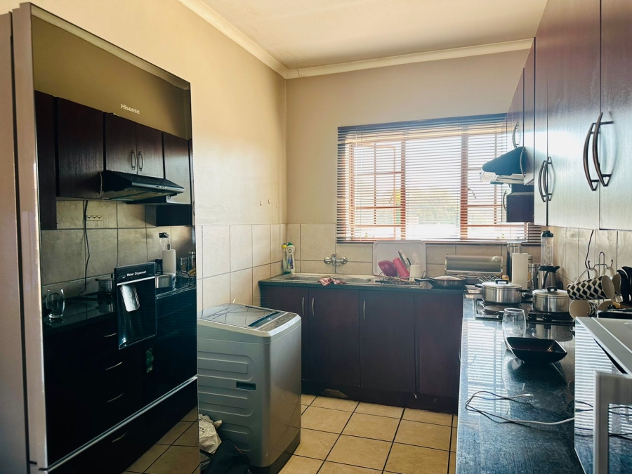 2 Bedroom Property for Sale in Rustenburg Central North West